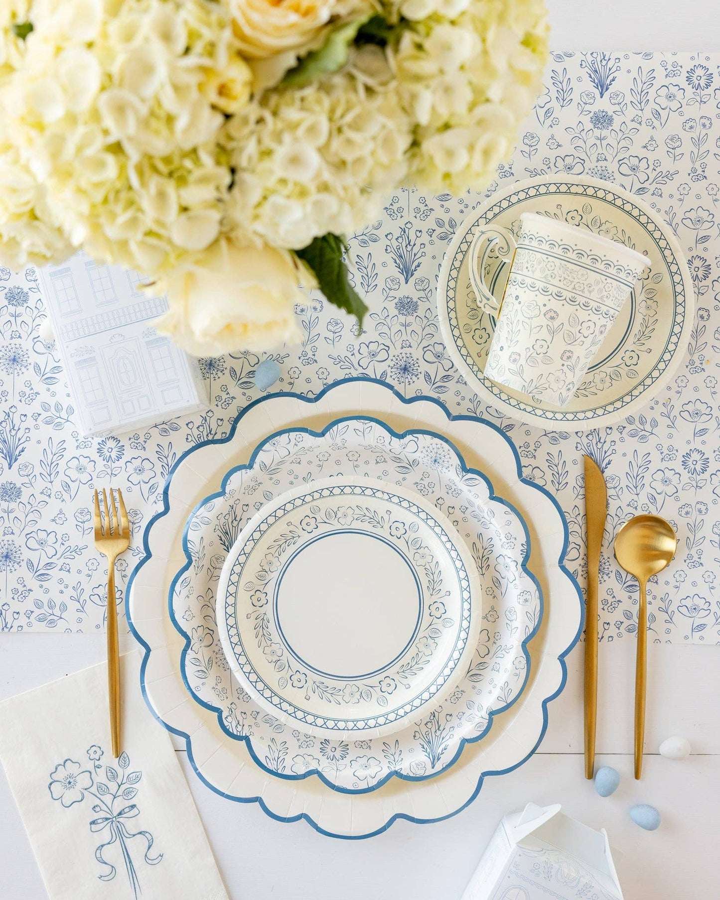 Pembroke Floral Dessert Plates