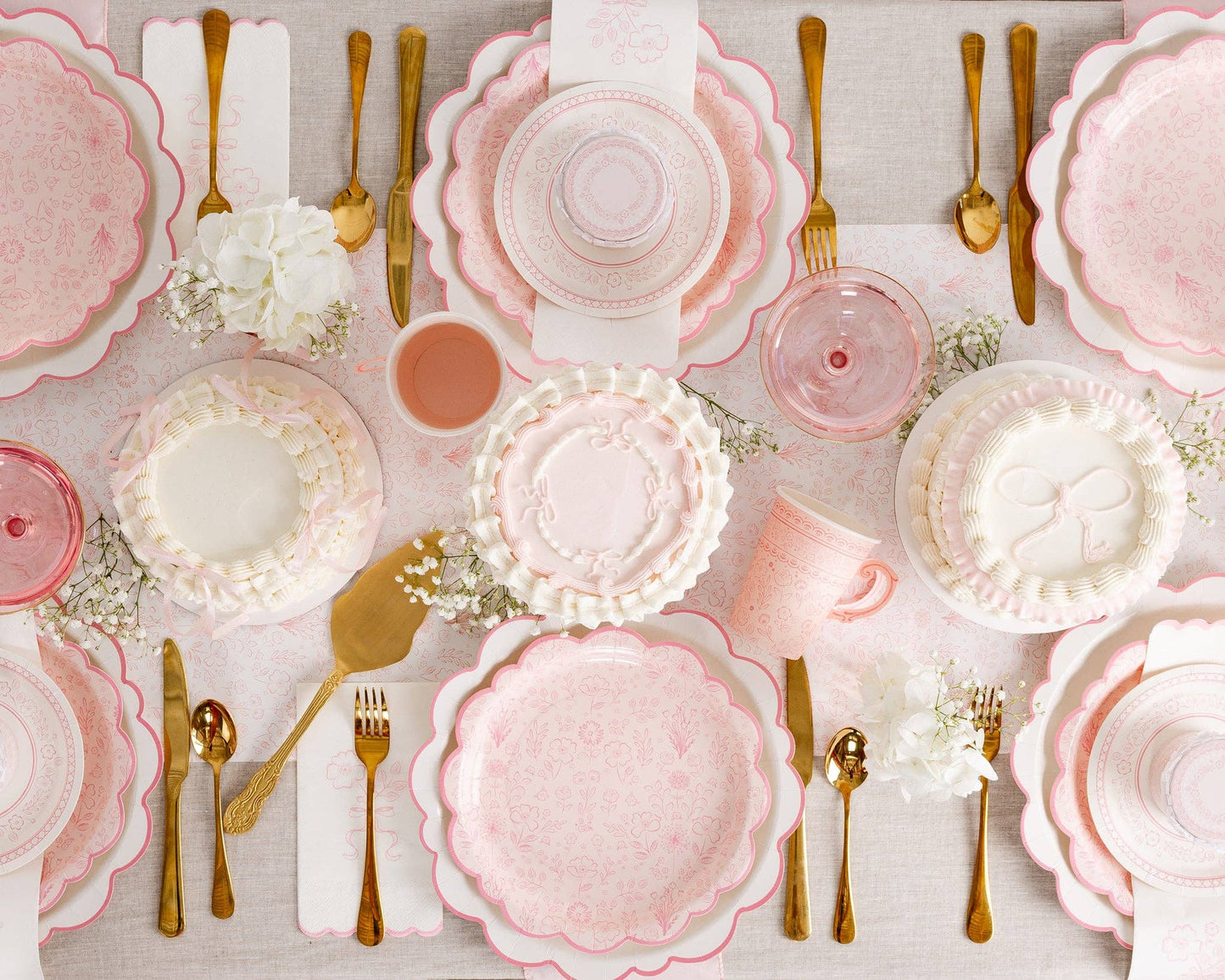 Pembroke Pink Edge Scallop Plates